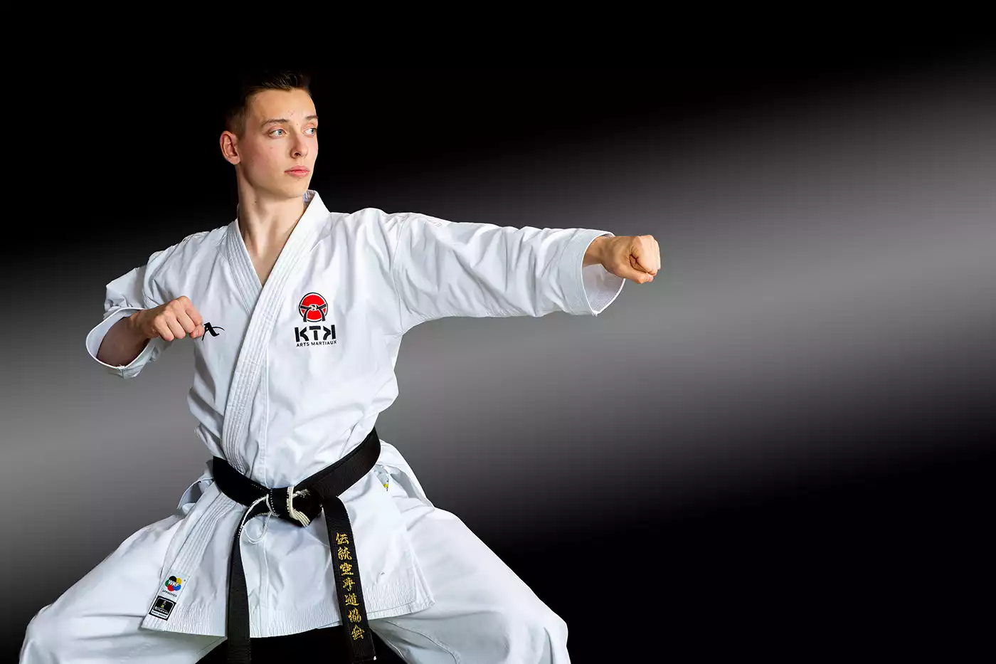 ottawa-sport-photographer-jeffrey-meyer-with-KTK-martial-arts-2.webp